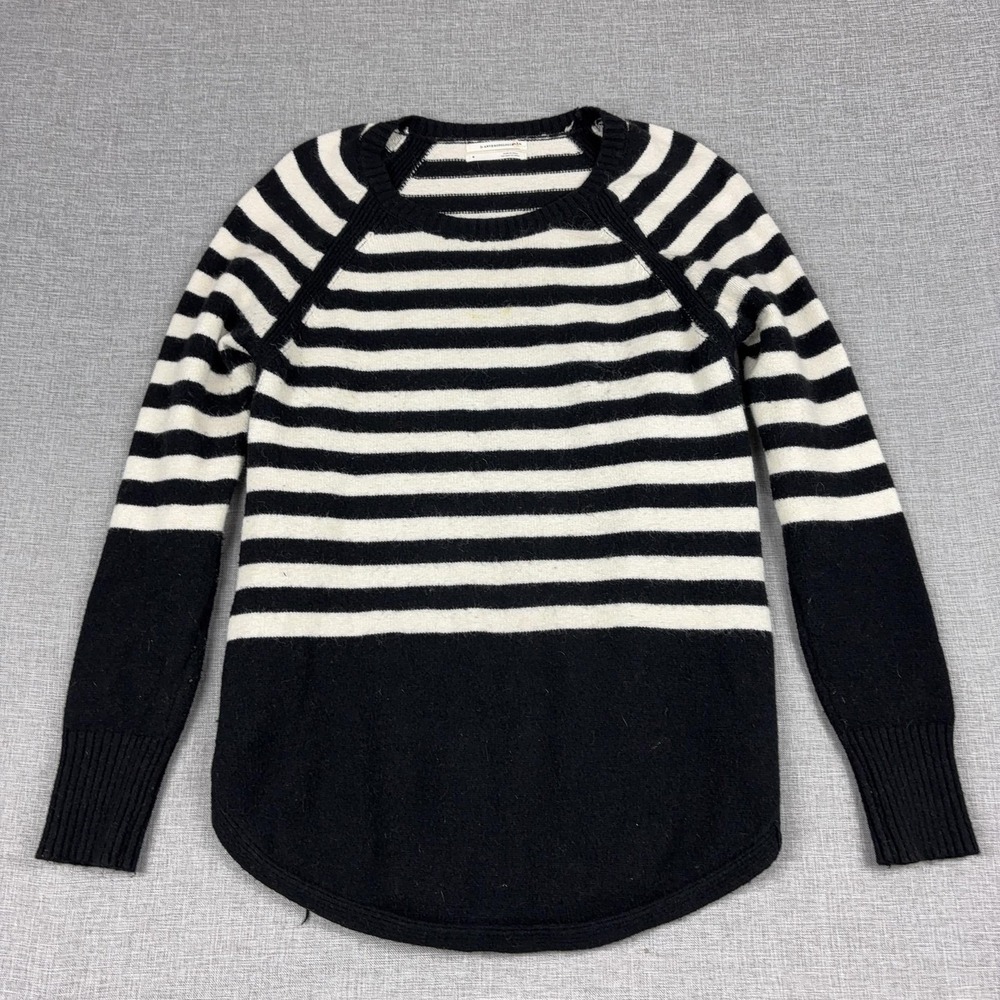 Anthropologie Sweater Womens M Black Striped Crew‎ Neck Raglan Lightweight